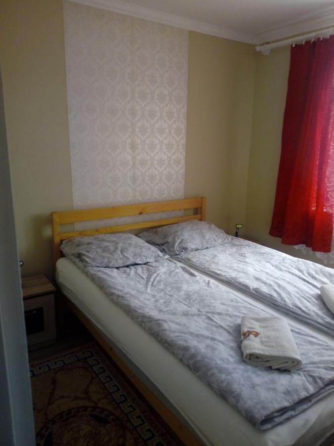 Kiraly Apartman Gheorgheni  Exterior photo